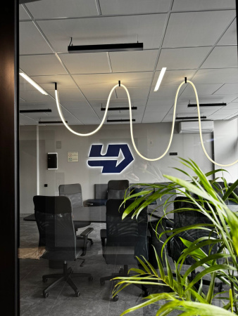 Кварцевый ламинат Fargo Камень Дымчатый Меланит 61S455 